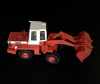 Фронтальный погрузчик FAUN F1310 Kibri.