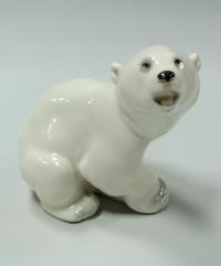статуэтка «Белый медвежонок» лфз, период ссср 1970 гг.