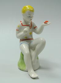 статуэтка «Мальчик с бабочкой» полонне зхк, украина период ссср 1960 гг.