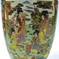 ваза классической формы, китай 1990 гг.